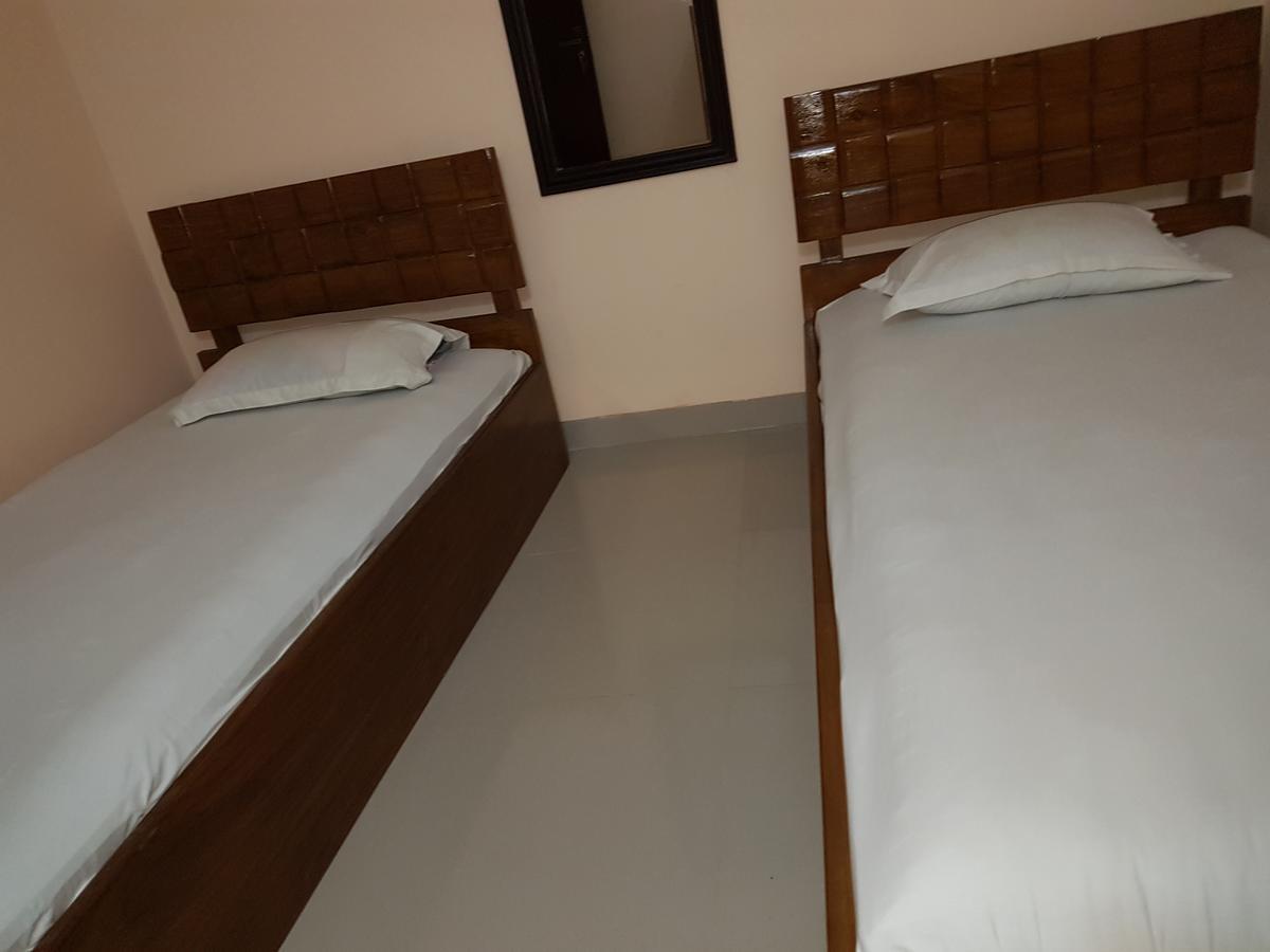 Hotel Diamond Park Dakhin Kattali Esterno foto