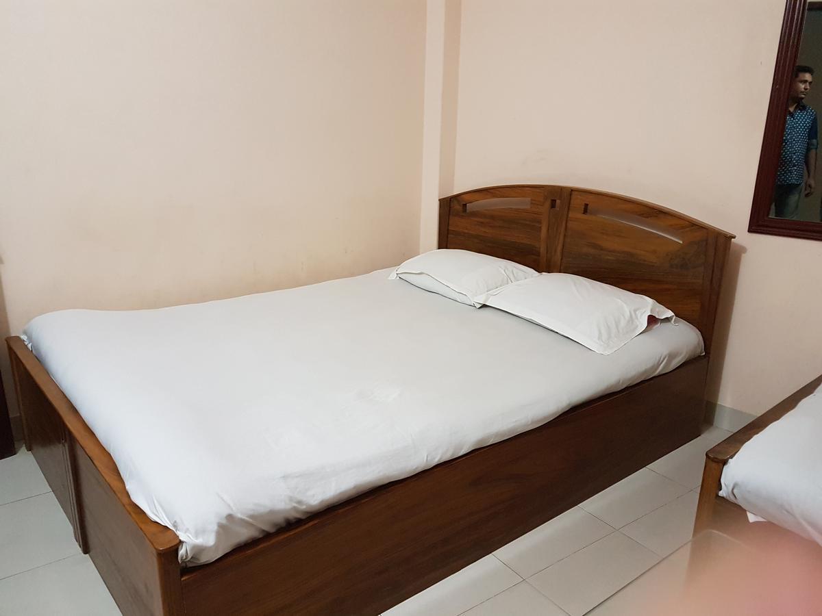Hotel Diamond Park Dakhin Kattali Esterno foto
