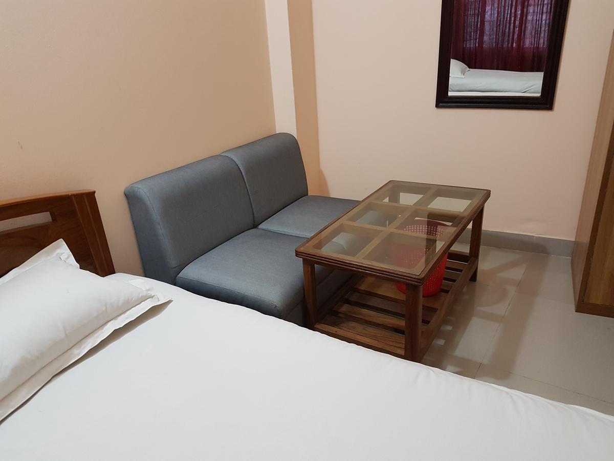 Hotel Diamond Park Dakhin Kattali Esterno foto